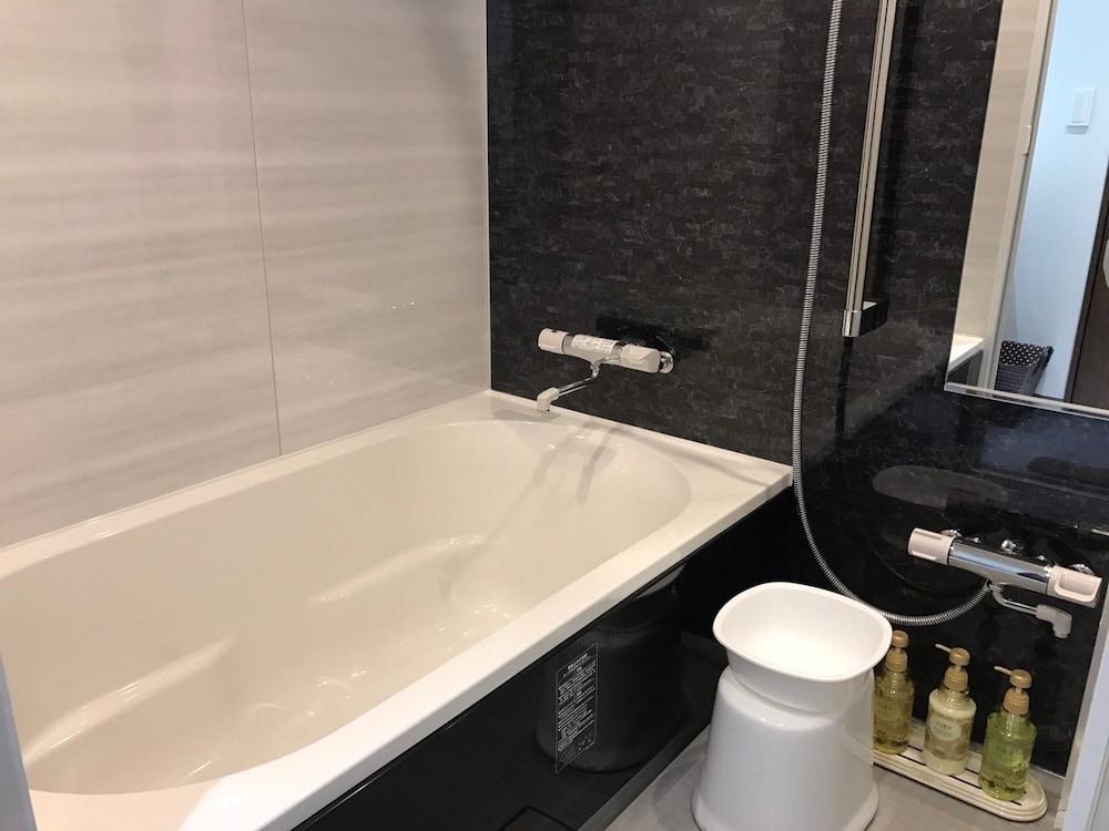 Umeda Plaza Hotel Осака Екстер'єр фото